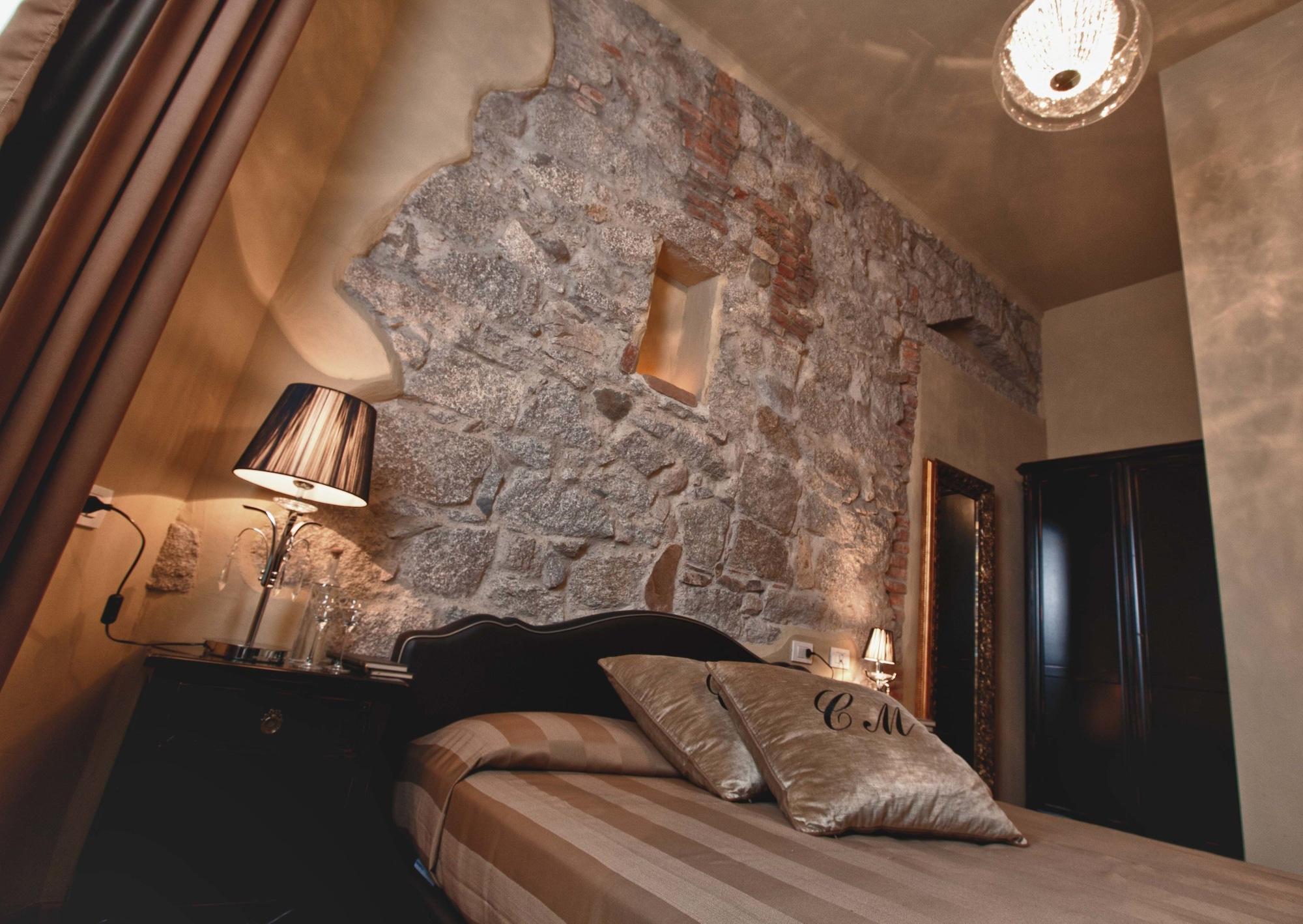 La Locanda Del Conte Mameli Олбия Екстериор снимка